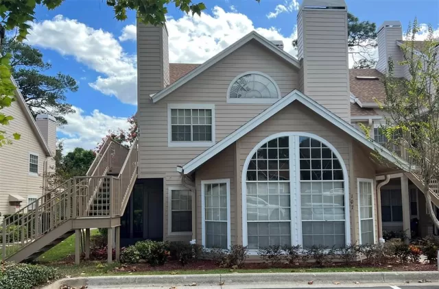 MLS: O6354173 Condo For Sale