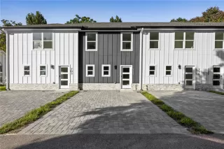 More Details about MLS # O6354258 : 711 CLEMSON DRIVE