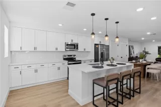 Photo #3: O6354258 Listing