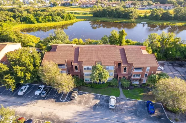 MLS: O6354324 Condo For Sale