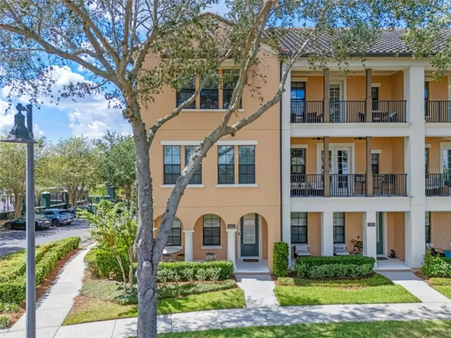 MLS: O6354684 Condo For Sale
