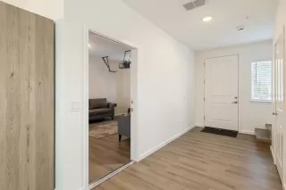 Photo #1: O6354707 Listing 