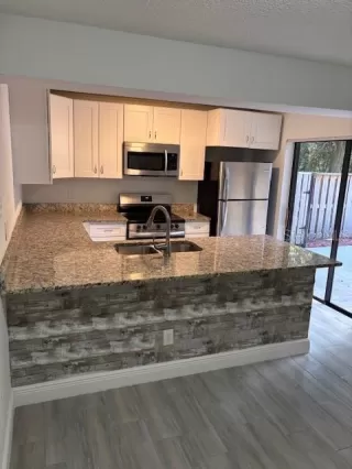 Photo #5: O6354749 Listing