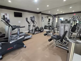 Photo #3: O6354753 Listing