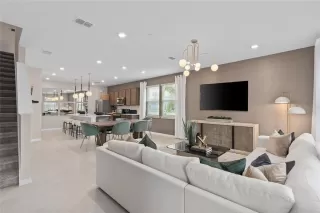 Photo #2: O6354932 Listing