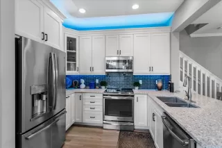 Photo #4: O6355131 Listing
