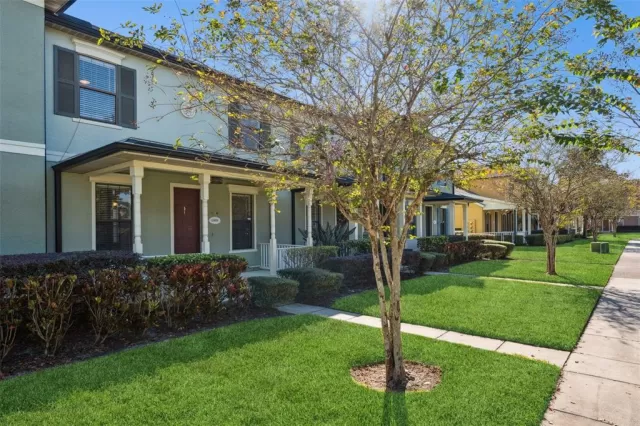 MLS: O6355151 Condo For Sale