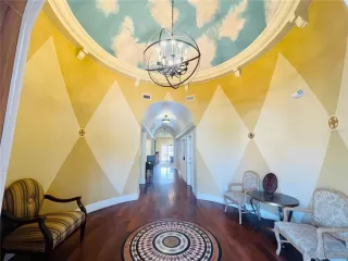 Photo #2: O6355156 Listing