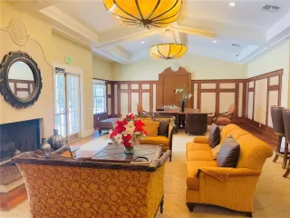 Photo #3: O6355156 Listing
