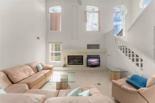 Photo #4: O6355270 Listing 