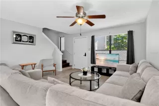 Photo #6: O6355305 Listing