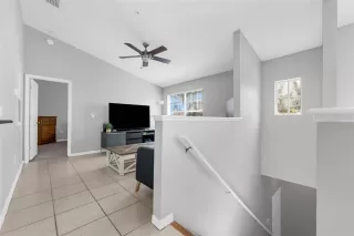 Photo #1: O6355384 Listing