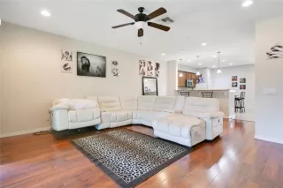 Photo #3: O6355472 Listing