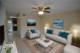 Photo #5: O6355540 Listing