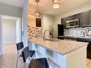 Photo #1: O6355627 Listing