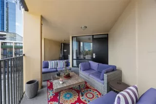 Photo #5: O6355649 Listing