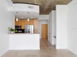 Photo #5: O6355671 Listing