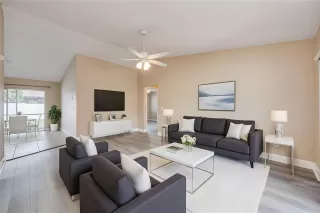 Photo #1: O6355674 Listing 