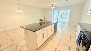 Photo #4: O6355767 Listing