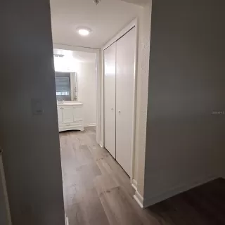 Photo #6: O6355942 Listing