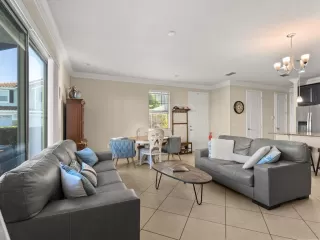 Photo #2: O6355993 Listing