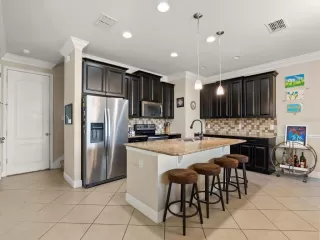 Photo #3: O6355993 Listing