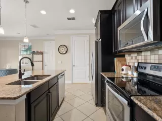 Photo #5: O6355993 Listing