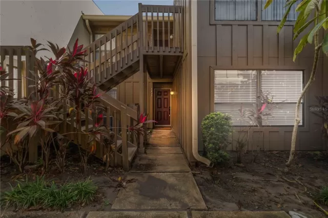 MLS: O6356052 Condo For Sale