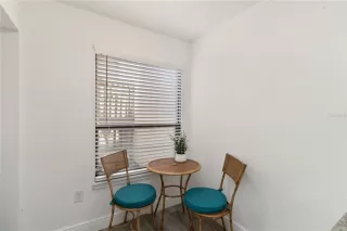 Photo #5: O6356052 Listing