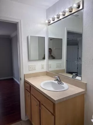 Photo #6: O6356073 Listing