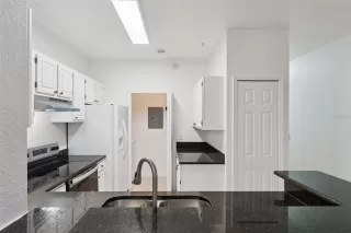 Photo #1: O6356307 Listing 