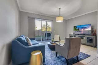 Photo #4: O6356314 Listing