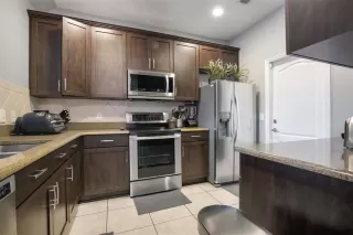 Photo #6: O6356314 Listing