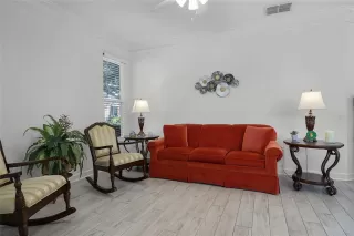 Photo #2: O6356325 Listing