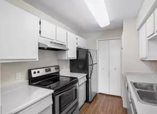 Photo #3: O6356466 Listing