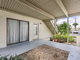 Photo #2: O6356474 Listing