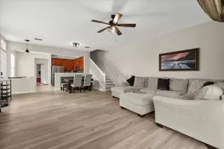 Photo #2: O6356486 Listing