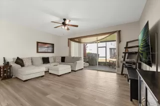 Photo #4: O6356486 Listing