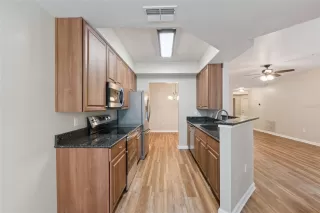 Photo #2: O6356691 Listing