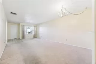 Photo #5: O6356706 Listing