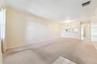 Photo #6: O6356706 Listing