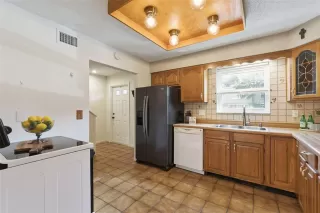 Photo #6: O6356756 Listing