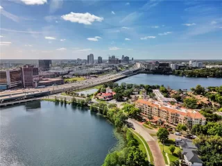 Photo #3: O6357271 Listing