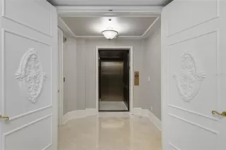 Photo #4: O6357271 Listing