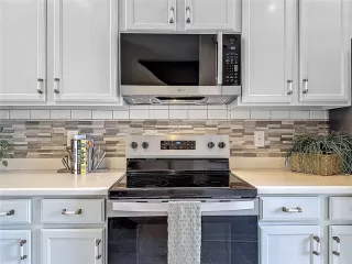 Photo #5: O6357434 Listing