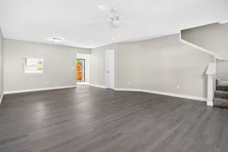 Photo #6: O6357451 Listing