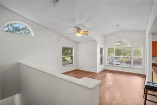 Photo #5: O6357466 Listing