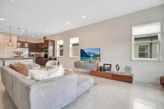 Photo #4: O6357614 Listing 