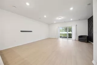 Photo #3: O6357700 Listing