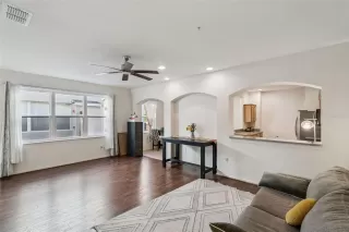 Photo #2: O6357762 Listing